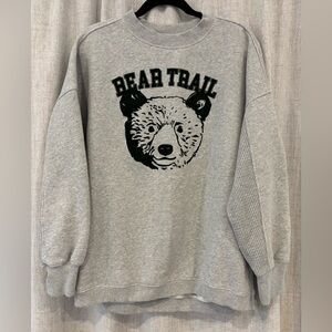 Aerie Gray Bear Trail crewneck sweatshirt. NWOT Women’s Medium